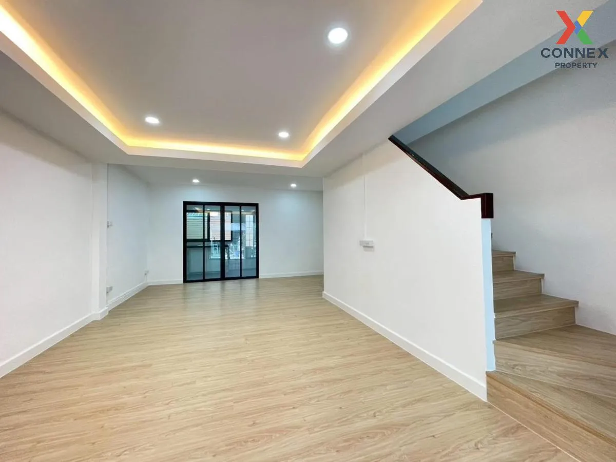 For Sale Townhouse/Townhome  , Baan Buathong 4 Baan Kluay-Sai Noi