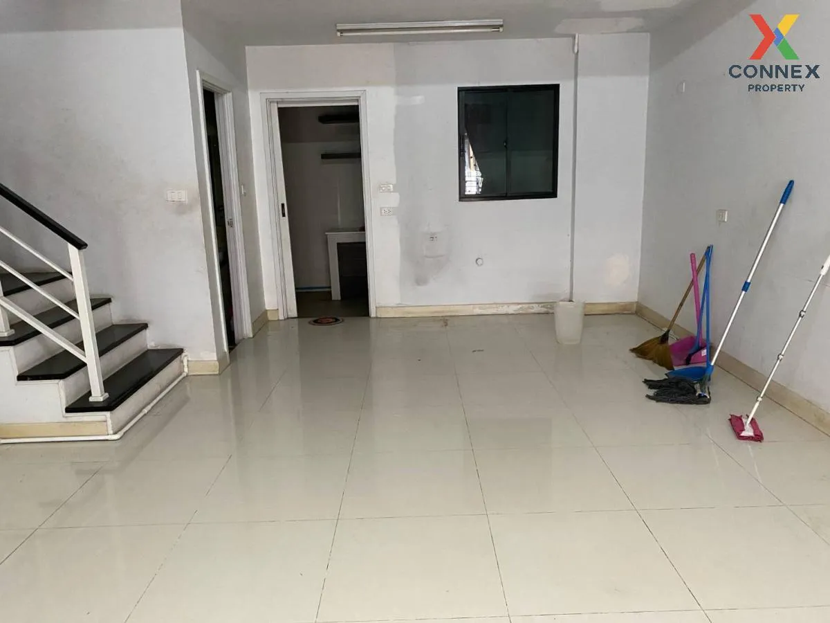 For Sale Townhouse/Townhome  , THE CONNECT UP 3 WONGWAEN - BANGKA 4