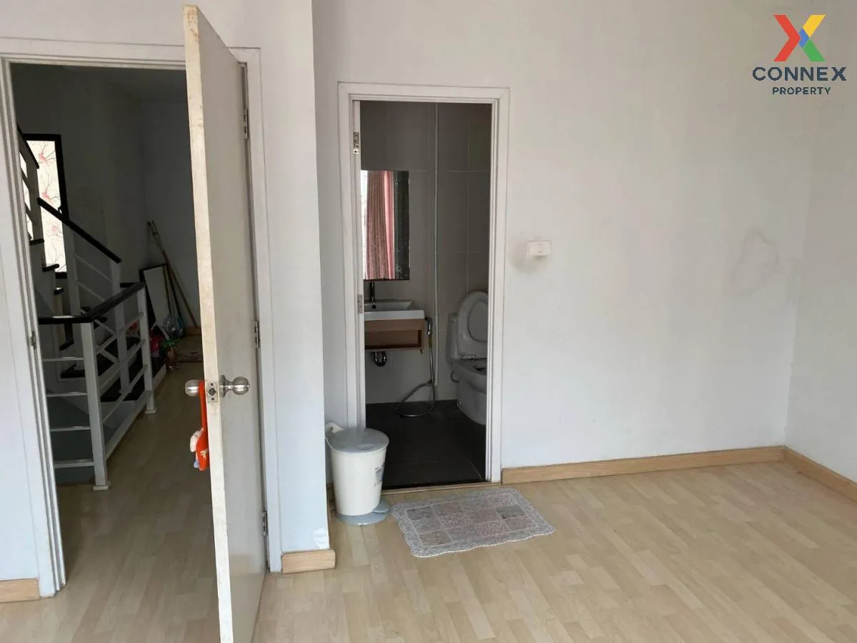 For Sale Townhouse/Townhome  , THE CONNECT UP 3 WONGWAEN - BANGKA