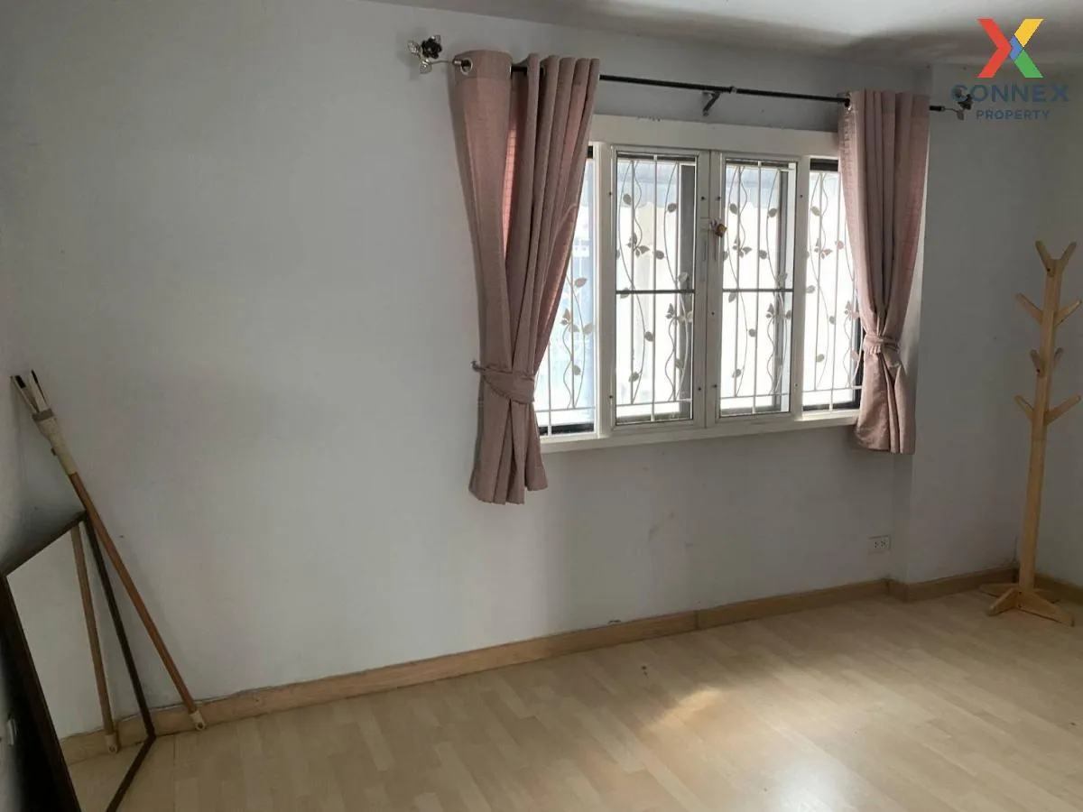 For Sale Townhouse/Townhome  , THE CONNECT UP 3 WONGWAEN - BANGKA
