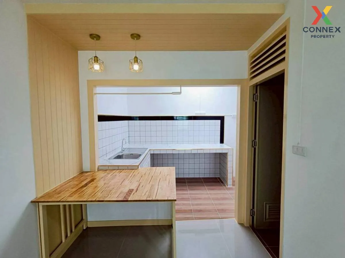 For Sale Townhouse/Townhome  , Piyawararom 2 , Sai Noi , Sai Noi 