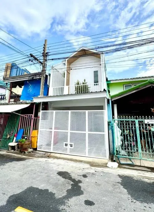 ขายทาวน์เฮ้าส์/ทาวน์โฮม  บ้านรัตนาธิเบศร์ รีโนเวทใหม่ MRT-ตลาดบางใหญ่ บางรักพัฒนา บางบัวทอง นนทบุรี CX-123004