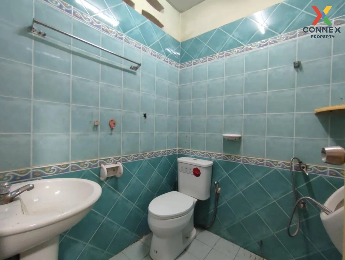 For Sale Townhouse/Townhome  ,  Baan Suksan 7 , newly renovated ,