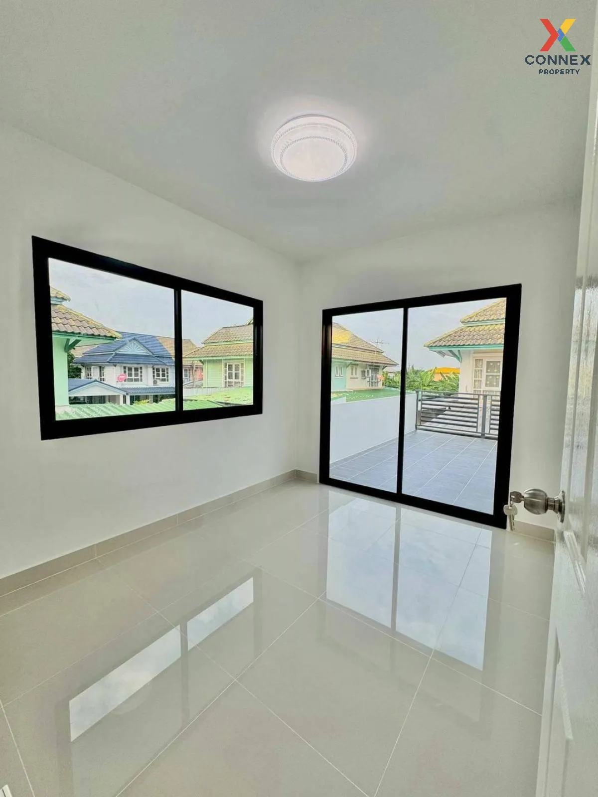 For Sale House , Baan Pruksa 19 Bangbuathong , Bang Khu Rat , Ban