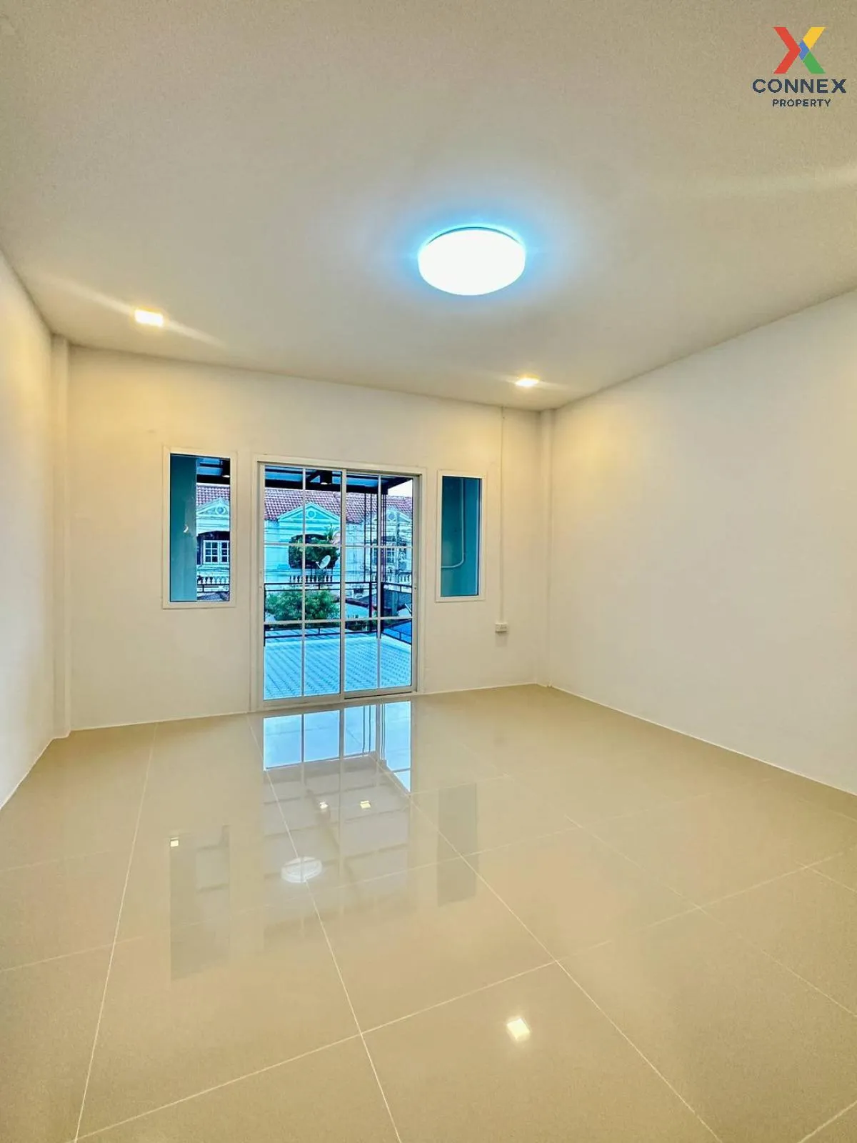 ขายทาวน์เฮ้าส์/ทาวน์โฮม  ลภาวัน โครงการ 5 รีโนเวทใหม่ บางรักน้อย 