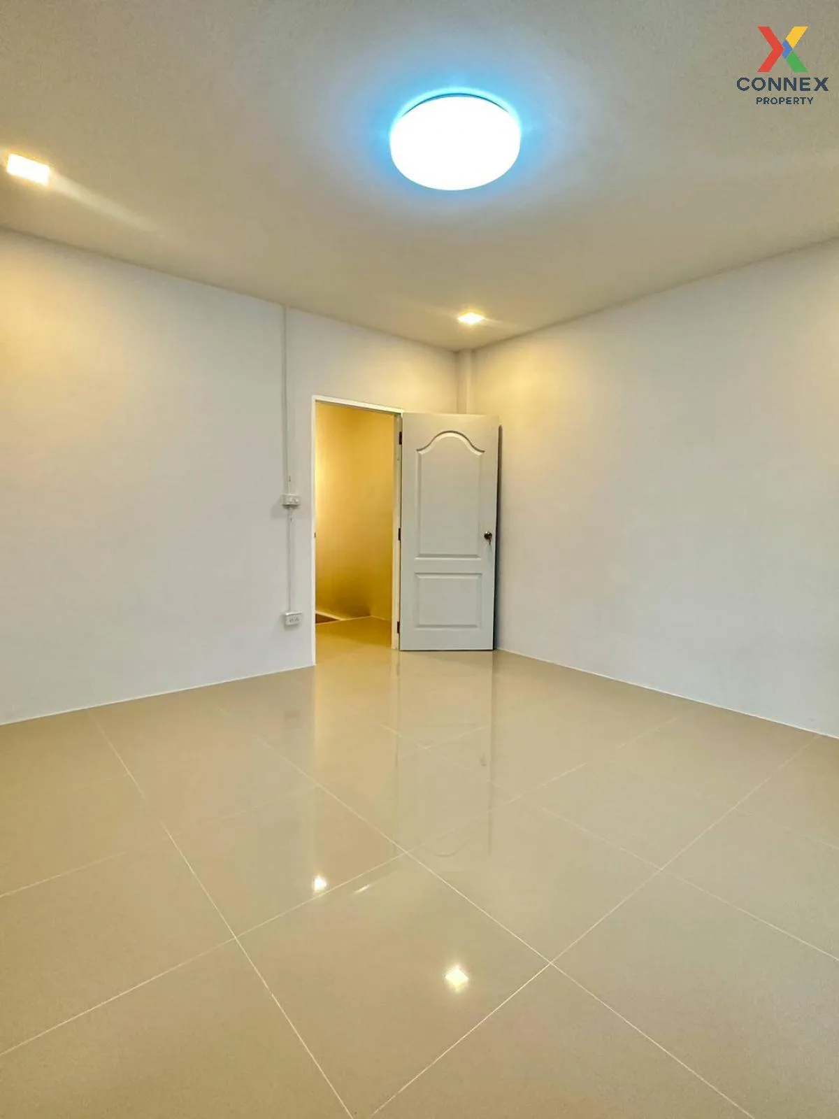 ขายทาวน์เฮ้าส์/ทาวน์โฮม  ลภาวัน โครงการ 5 รีโนเวทใหม่ บางรักน้อย 