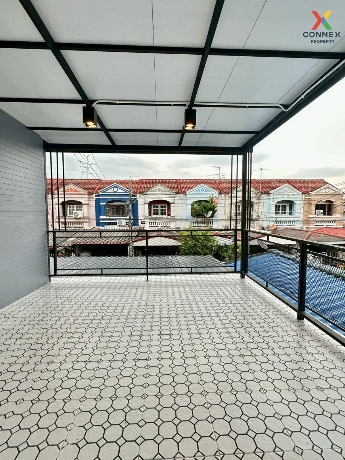 ขายทาวน์เฮ้าส์/ทาวน์โฮม  ลภาวัน โครงการ 5 รีโนเวทใหม่ บางรักน้อย 