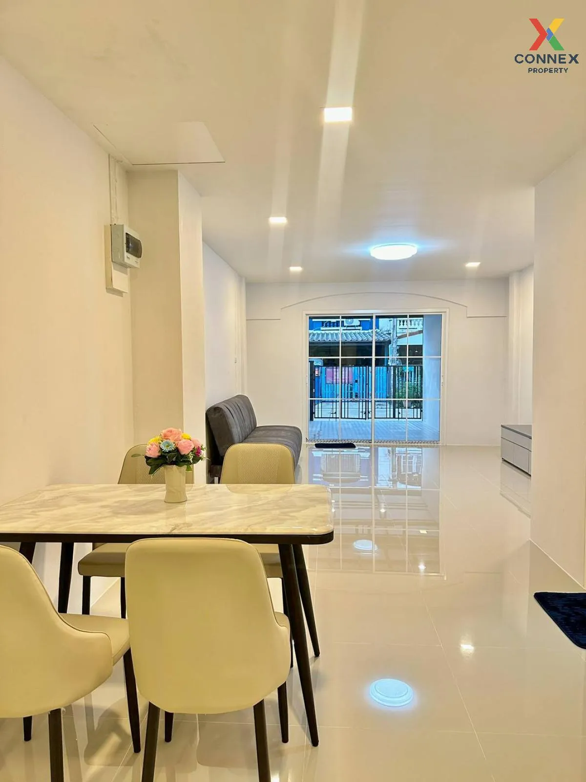 ขายทาวน์เฮ้าส์/ทาวน์โฮม  ลภาวัน โครงการ 5 รีโนเวทใหม่ บางรักน้อย 