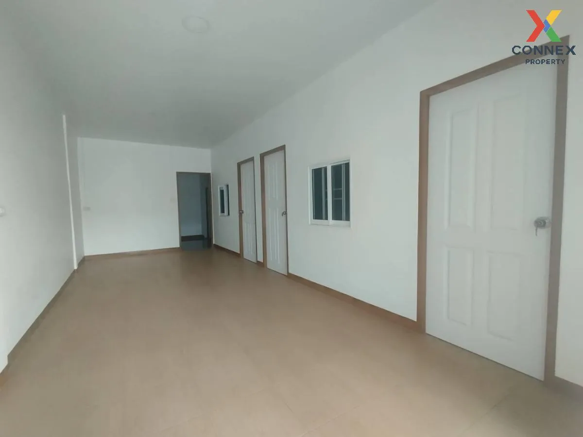 For Sale Townhouse/Townhome  , Baan Puttaraksa 2 , BTS-Phraek Sa  3