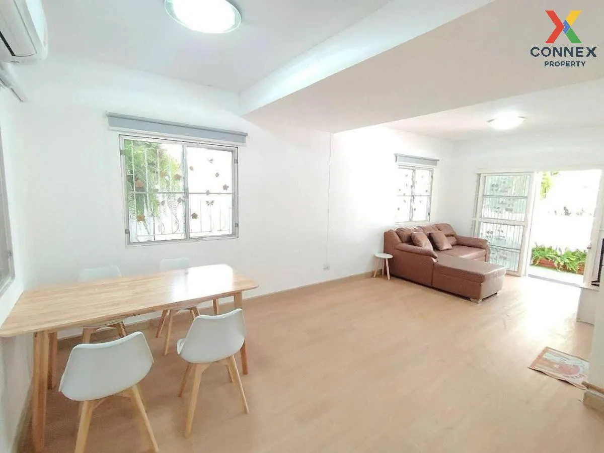 For Rent Townhouse/Townhome  , Baan Pruksa 49/2 Bangyai - Kaewin 