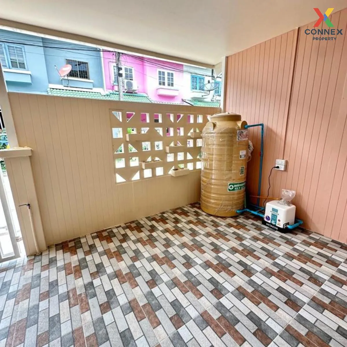 For Sale Townhouse/Townhome  , Narisara khong 11 , Bueng Nam Rak  4