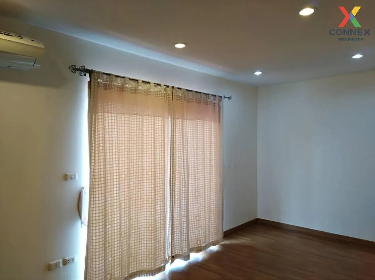 For Rent Townhouse/Townhome  , Pruksa Town Nexts Onnut - Rama 9 ,
