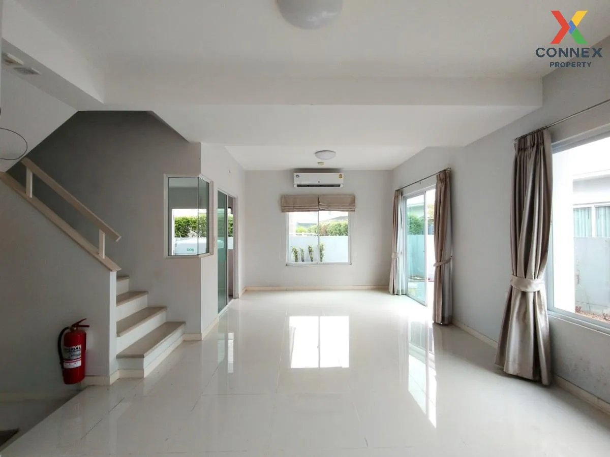 For Sale House , Villaggio Prachauthit 90 , wide frontage , Ban K