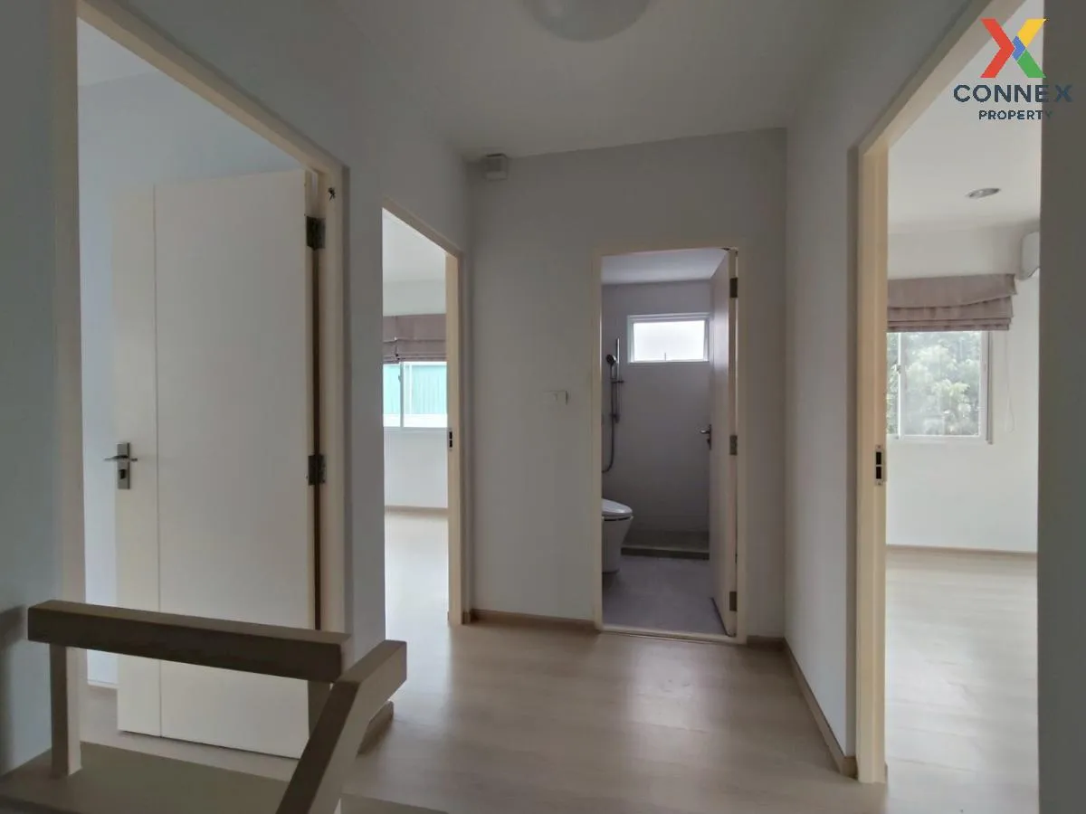 For Sale House , Villaggio Prachauthit 90 , wide frontage , Ban K