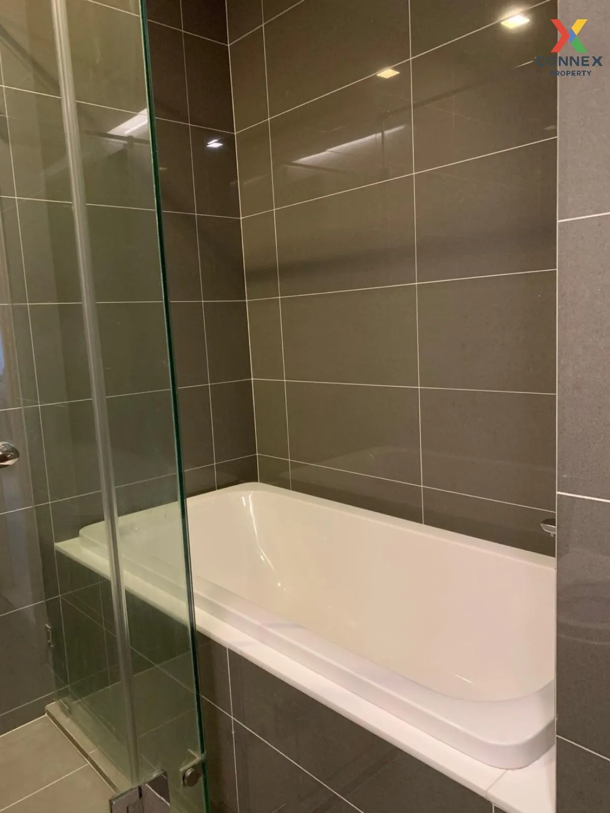 For Rent Condo , M Thonglor , corner unit , BTS-Ekkamai , Khlong 