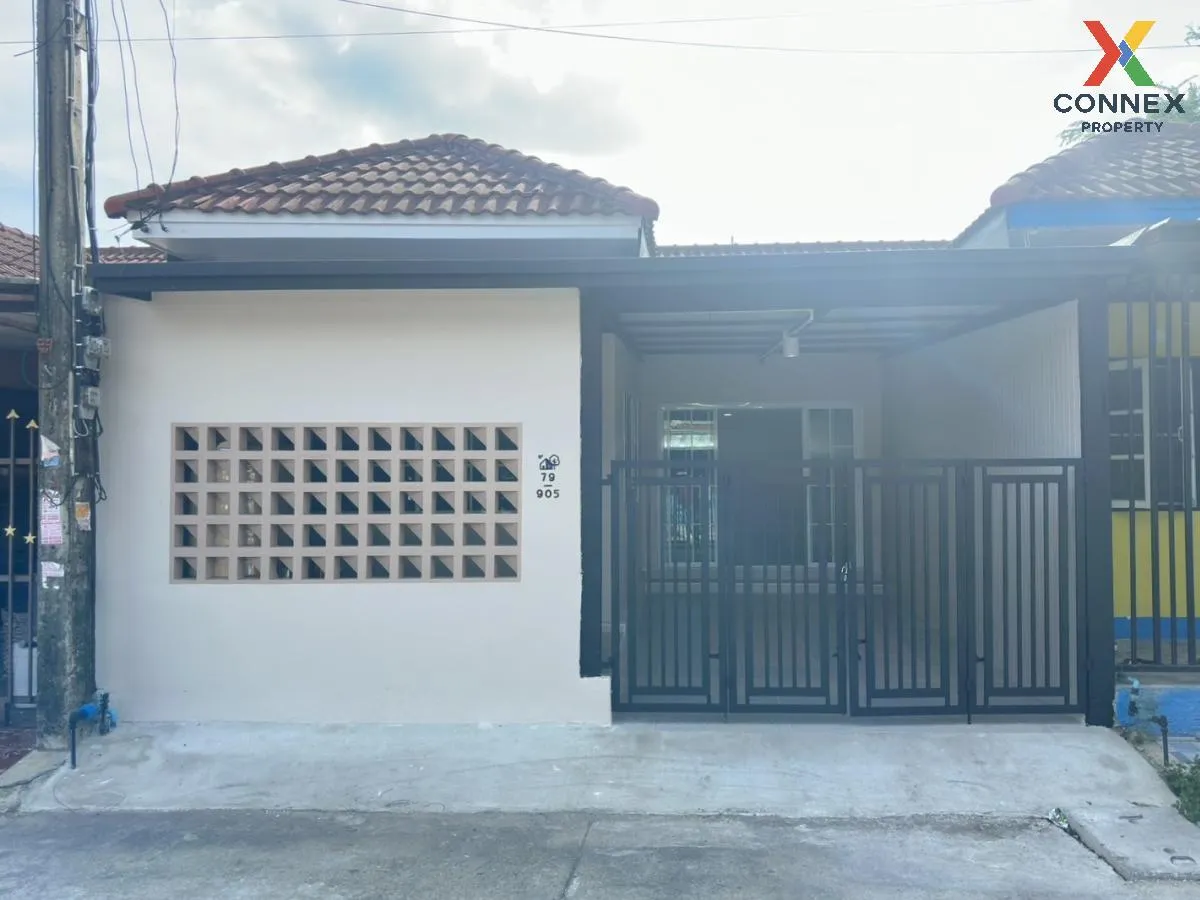 For Sale Townhouse/Townhome  , Baan Pornthisan 5 , Lam Phak Kut , 1