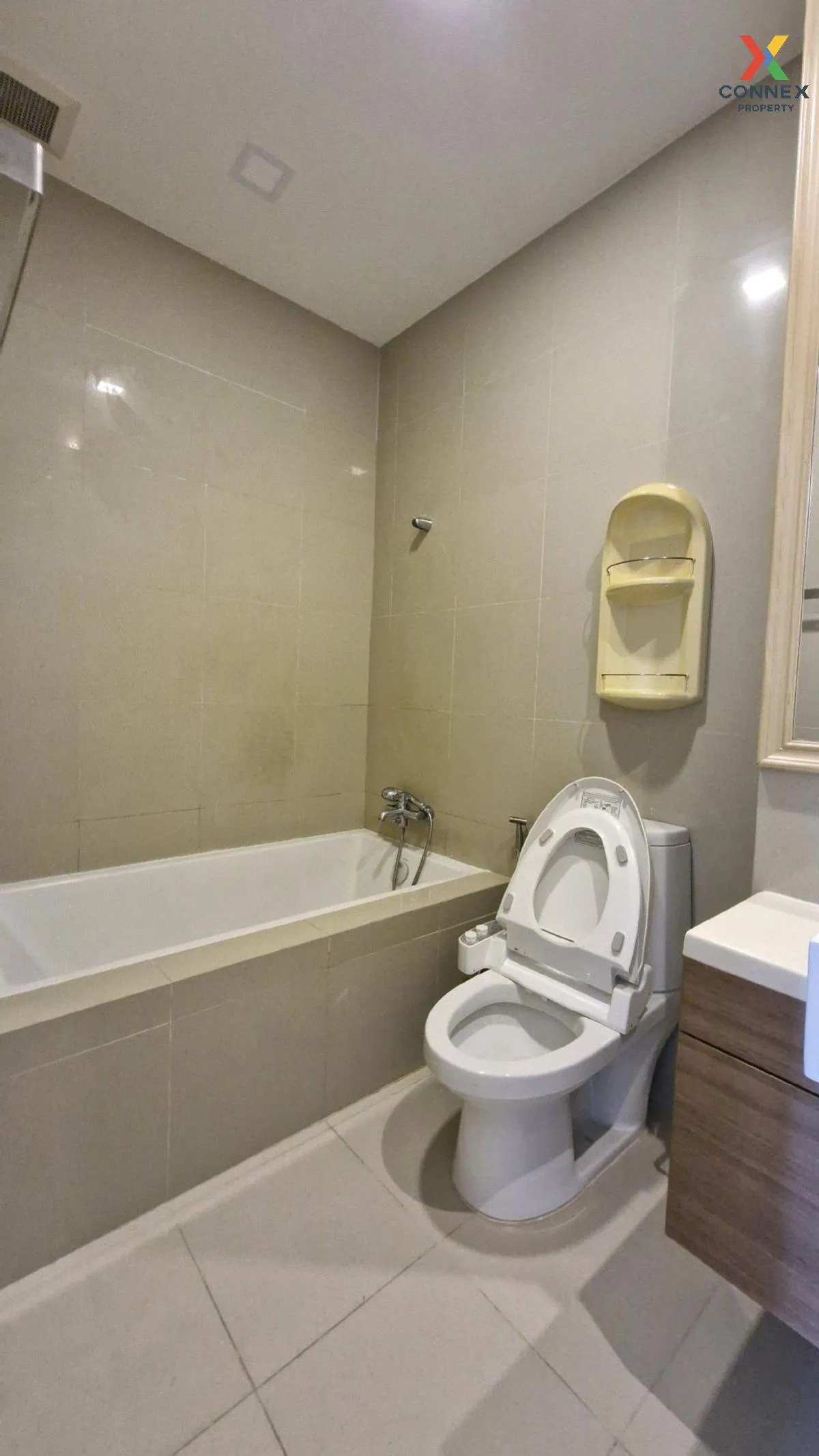 For Rent Condo , Noble Reveal , BTS-Ekkamai , Phra Khanong , Watt
