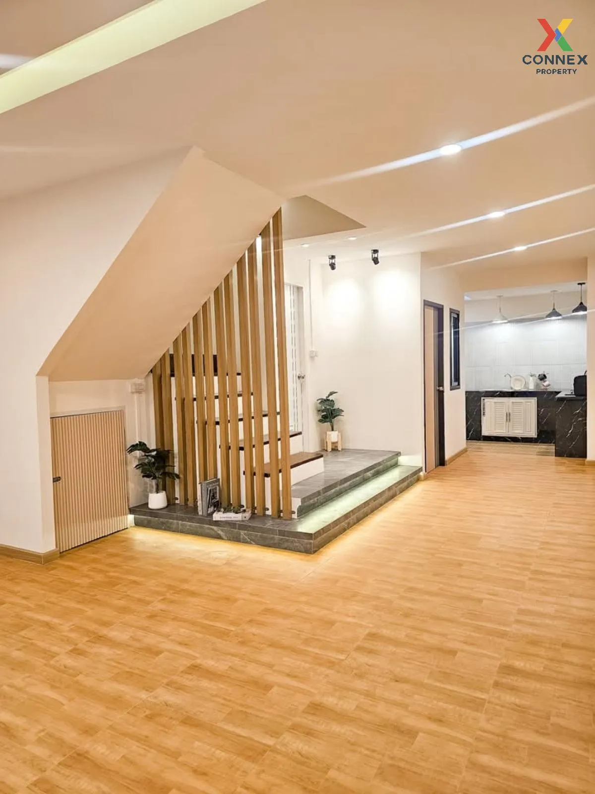 For Sale Townhouse/Townhome  , Baan Yu Charoen - Bunma , high flo 4