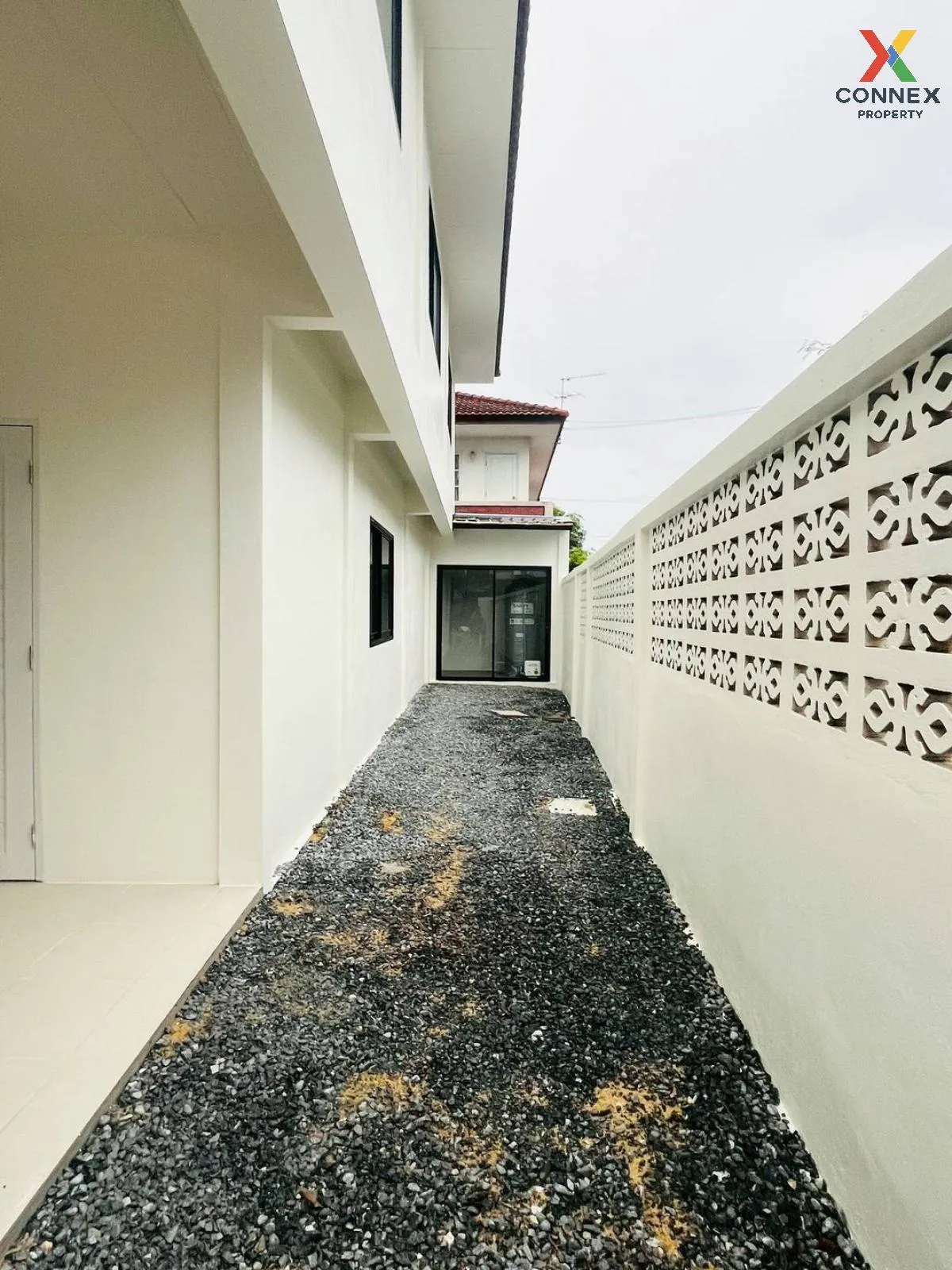 For Sale House , Baan Prapin 3 , wide frontage , newly renovated  2