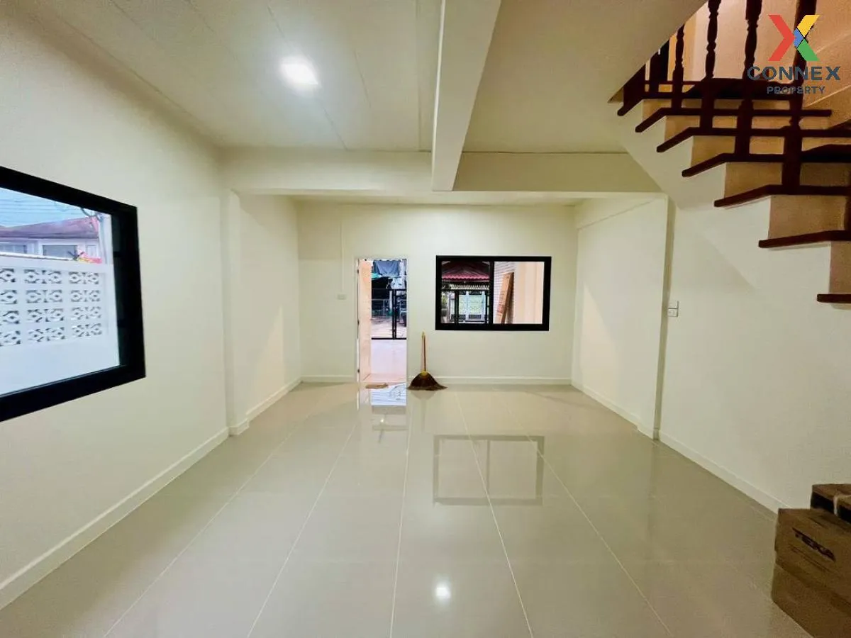 For Sale House , Baan Prapin 3 , wide frontage , newly renovated  4