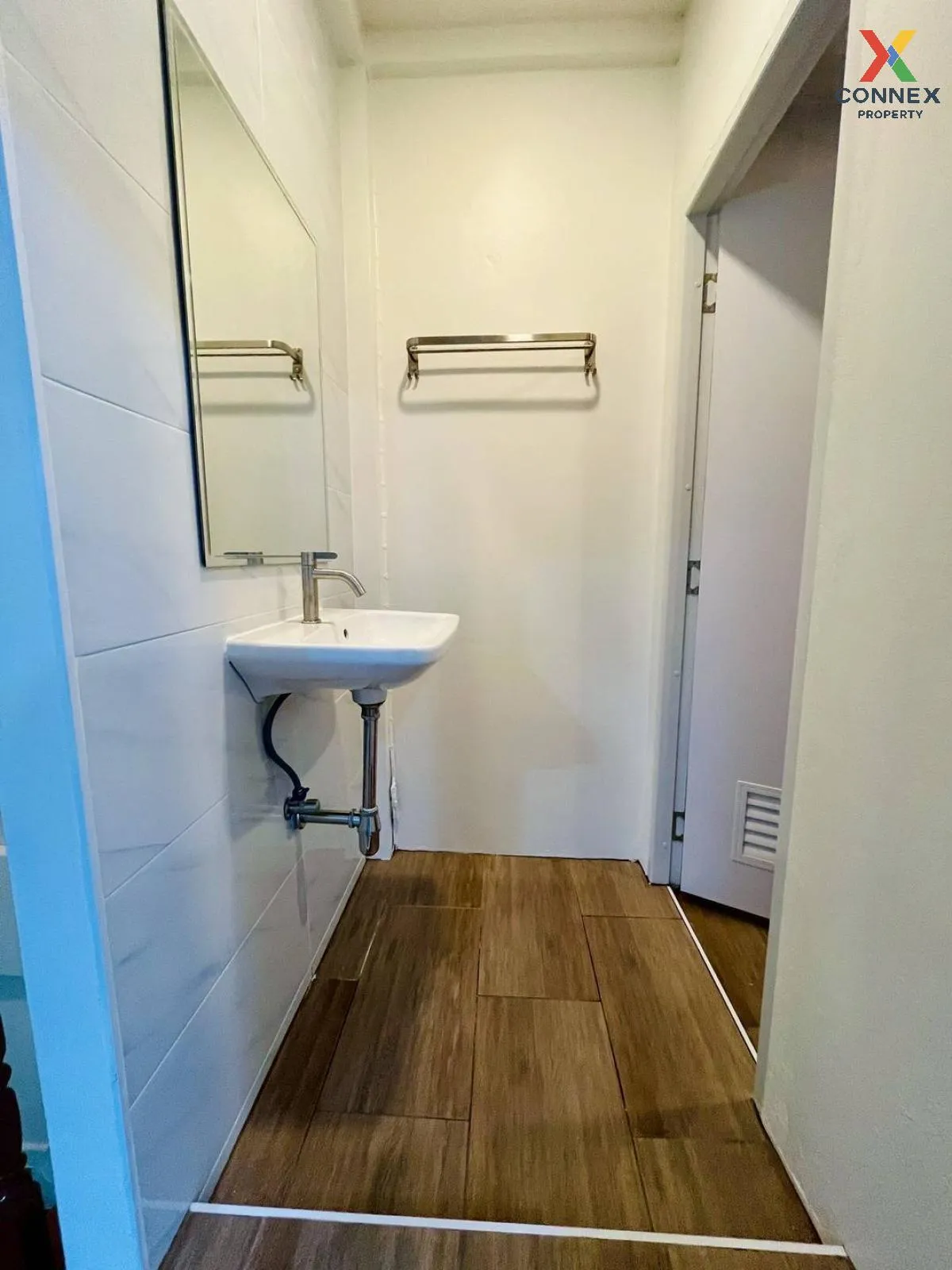 For Sale House , Baan Prapin 3 , wide frontage , newly renovated 