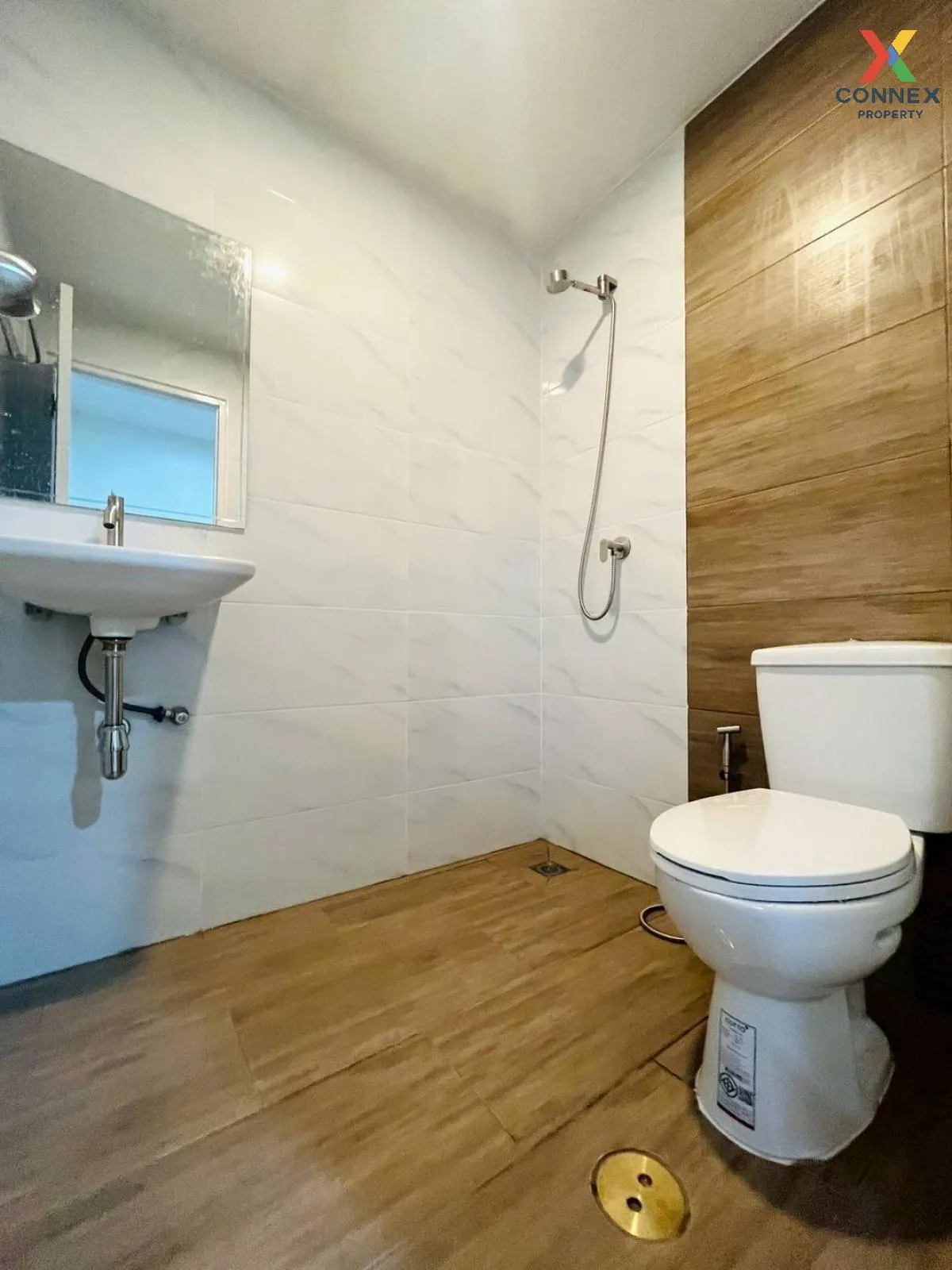 For Sale House , Baan Prapin 3 , wide frontage , newly renovated 