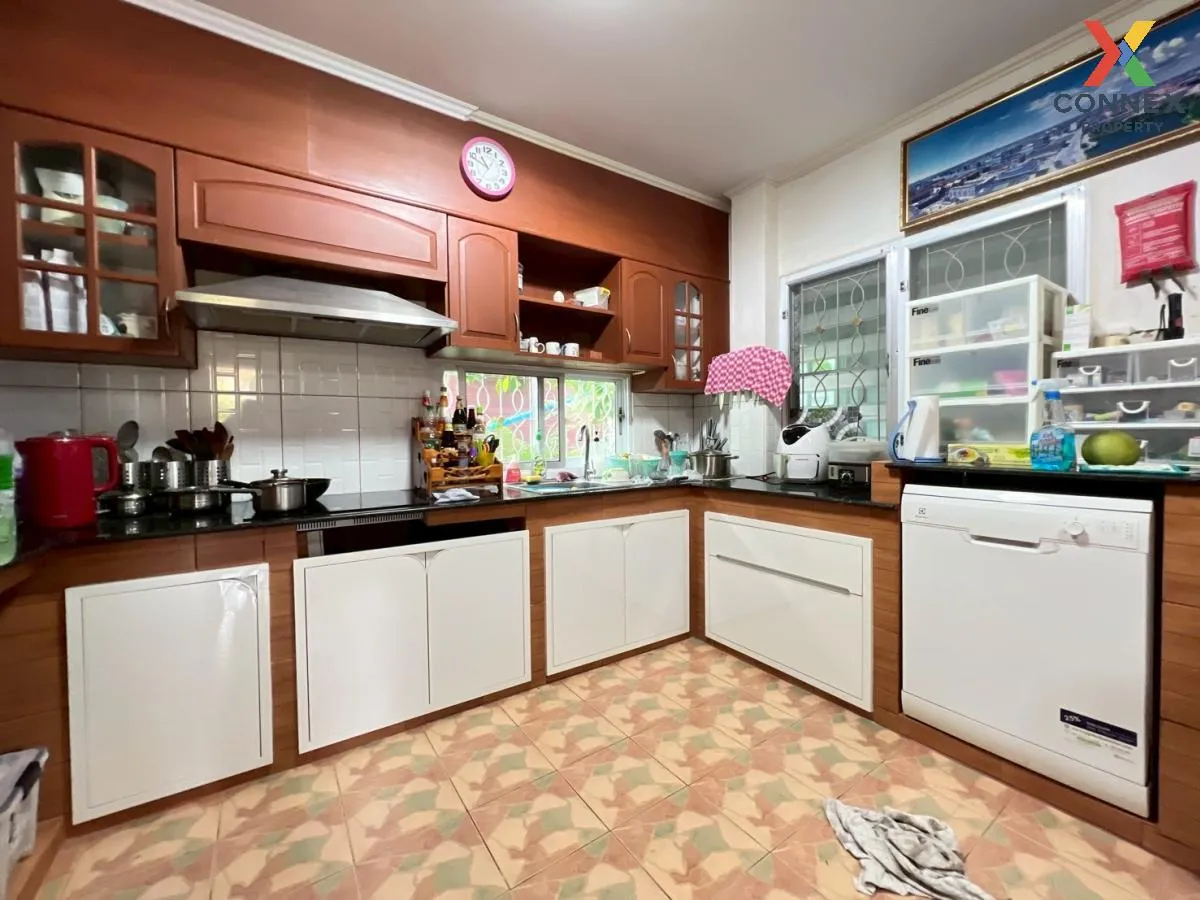 For Sale House , Siriwan-Chuan Chom Village Bang Kruai - Sai Noi 