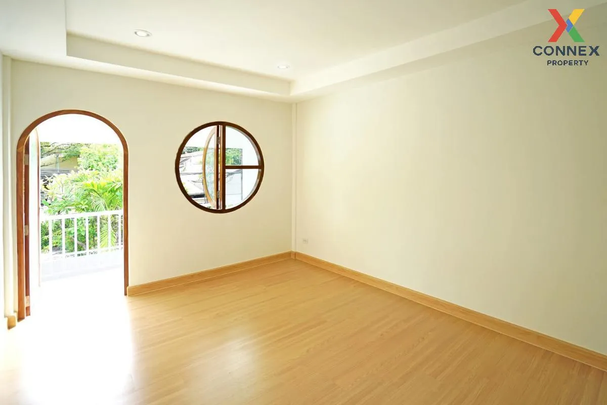 ขายบ้าน  บ้านสุดจิตต์นิเวศน์ รีโนเวทใหม่ แสมดำ เขต บางขุนเทียน กร