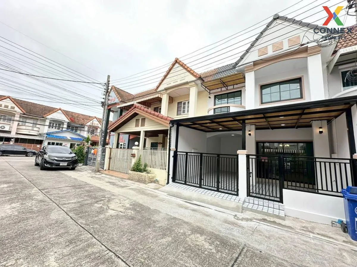 For Sale Townhouse/Townhome  , Baan Lapawan 8 , newly renovated , 2