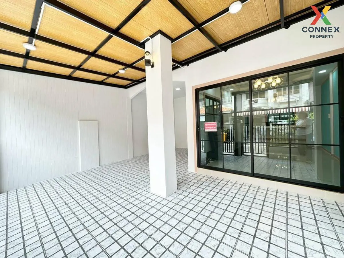 For Sale Townhouse/Townhome  , Baan Lapawan 8 , newly renovated , 4