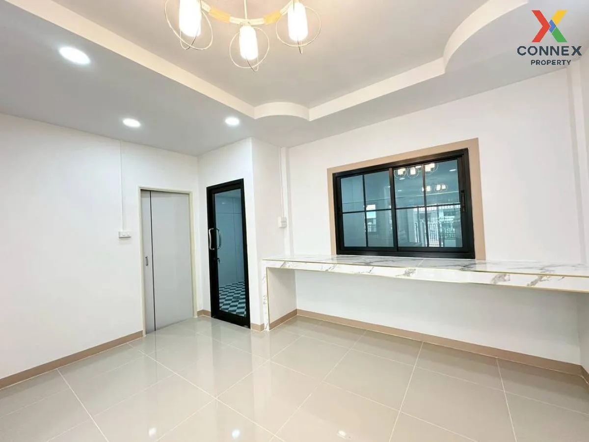 For Sale Townhouse/Townhome  , Baan Lapawan 8 , newly renovated ,