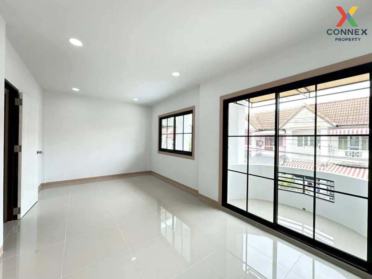 For Sale Townhouse/Townhome  , Baan Lapawan 8 , newly renovated ,