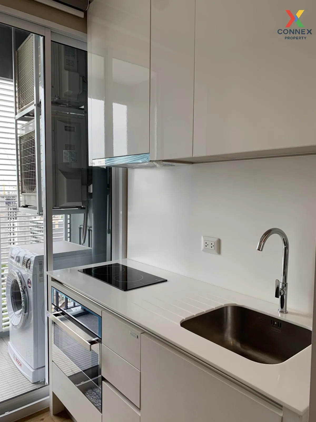 For Rent Condo , The Saint Residences , high floor , MRT-Phahon Y 4