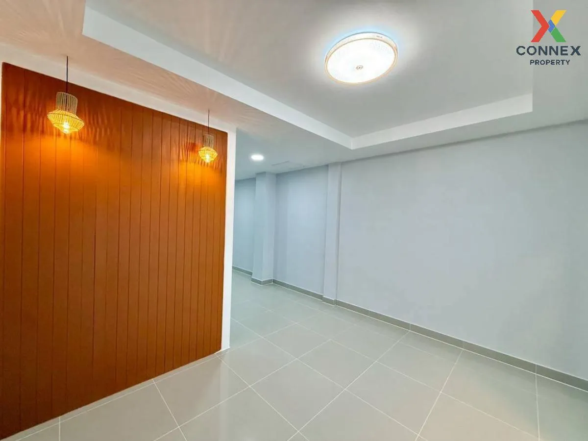 ขายทาวน์เฮ้าส์/ทาวน์โฮม  บ้านจิตตกาญจน์ รีโนเวทใหม่ เสาธงหิน บางใ
