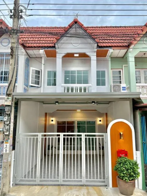 For Sale Townhouse/Townhome  , Baan Chittakan , newly renovated , Sao Thong Hin , Bang Yai , Nonthaburi , CX-123776