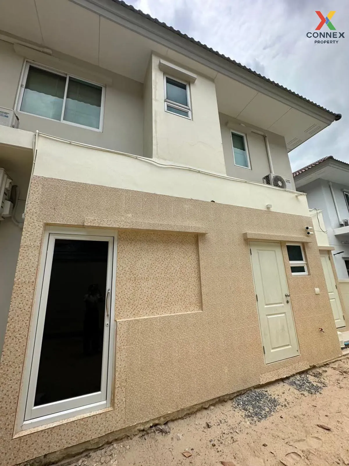 For Sale House , Life Bangkok Boulevard Chaengwattana , corner un