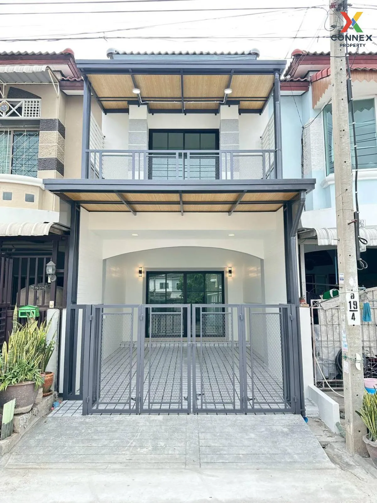 ขายทาวน์เฮ้าส์/ทาวน์โฮม  นันทิชา 4 รีโนเวทใหม่ ไทรน้อย ไทรน้อย นน 1