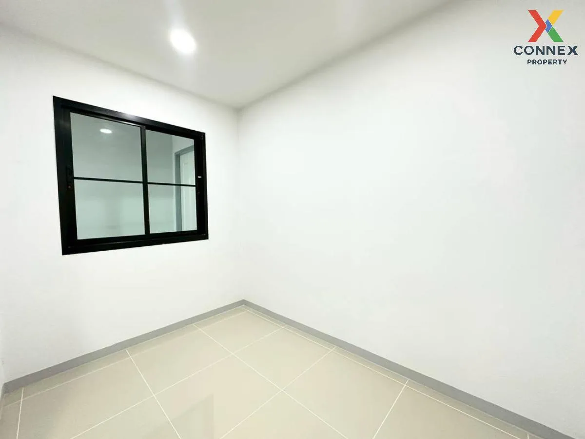 ขายทาวน์เฮ้าส์/ทาวน์โฮม  นันทิชา 4 รีโนเวทใหม่ ไทรน้อย ไทรน้อย นน