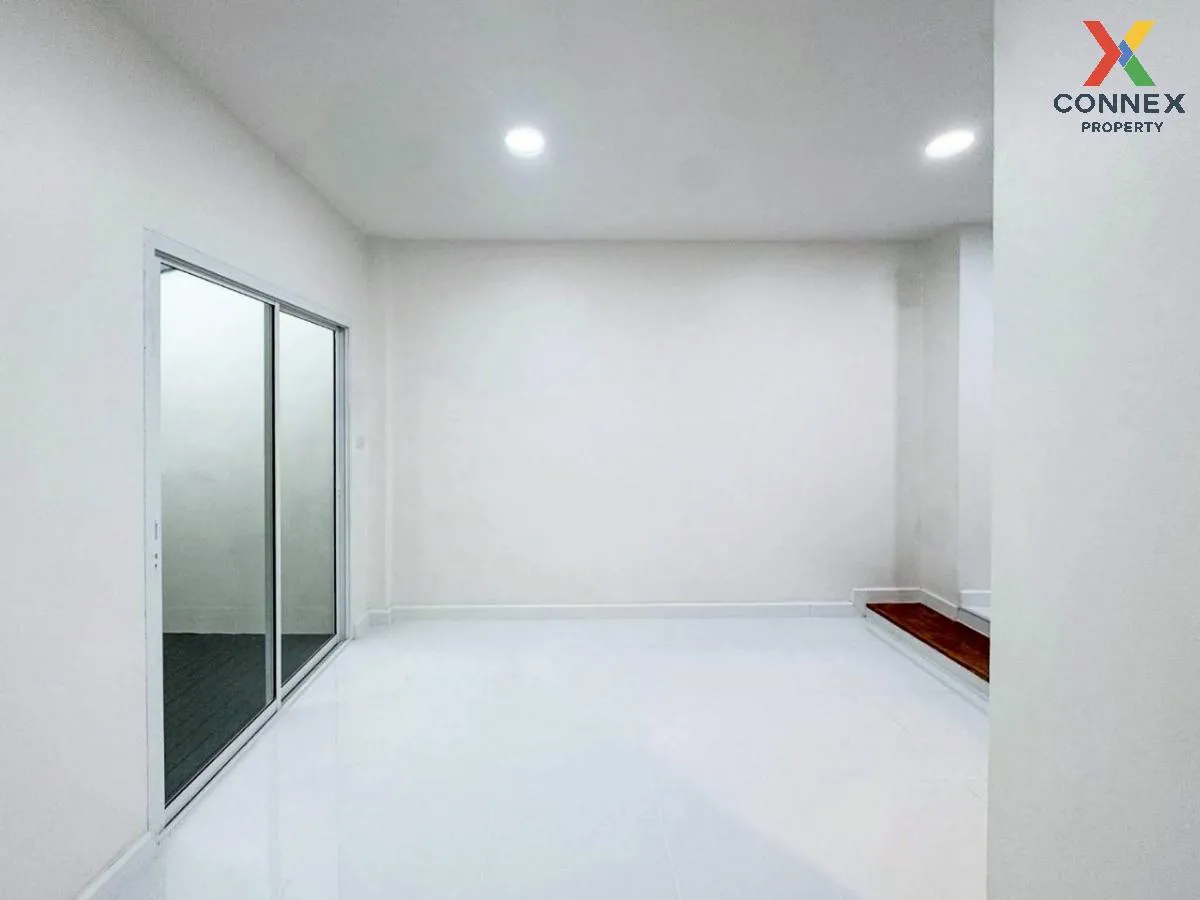 ขายทาวน์เฮ้าส์/ทาวน์โฮม  หมู่บ้าน 84 แมนชั่น MRT-ลาดพร้าว 71 (สาย