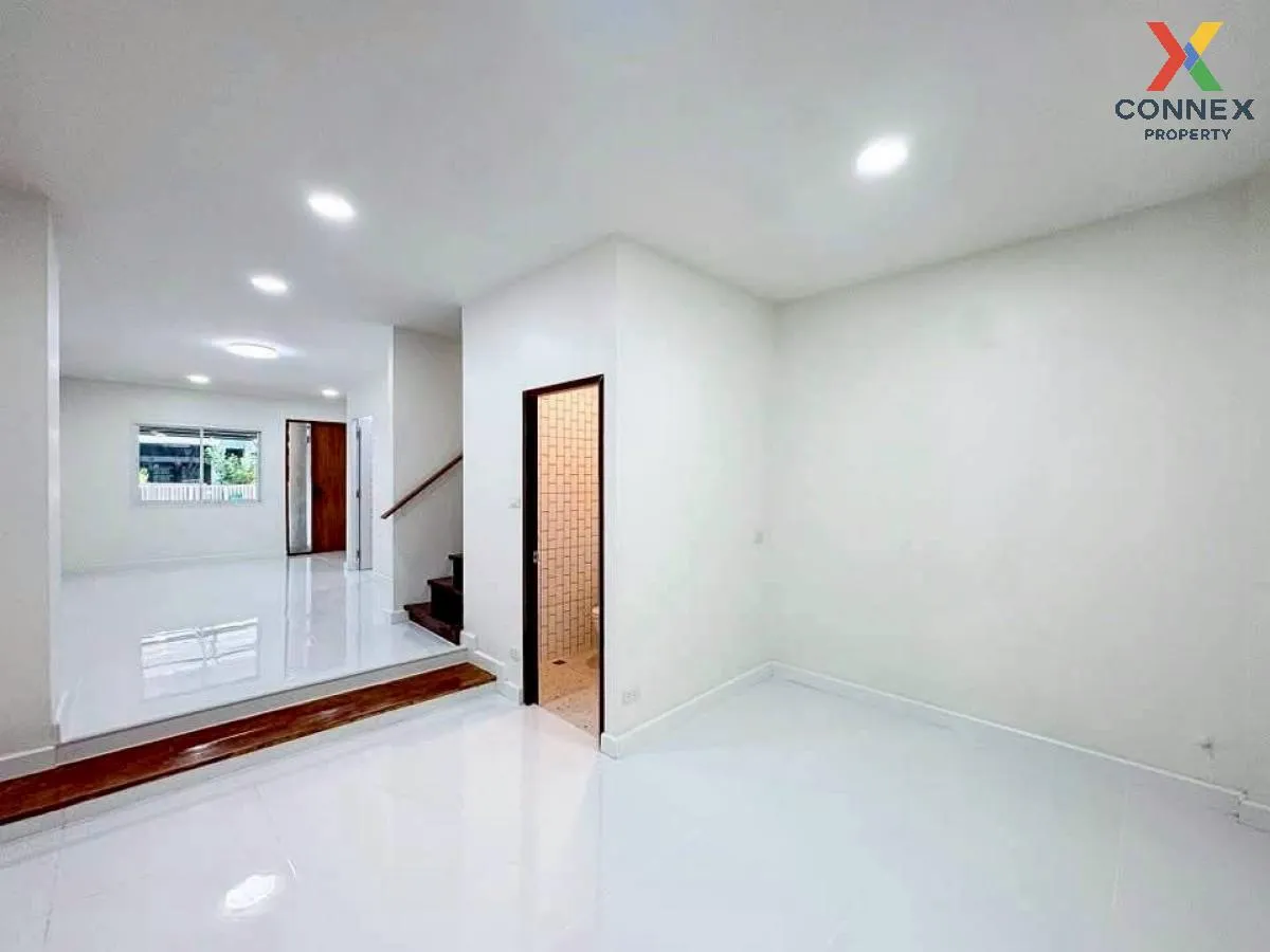 ขายทาวน์เฮ้าส์/ทาวน์โฮม  หมู่บ้าน 84 แมนชั่น MRT-ลาดพร้าว 71 (สาย