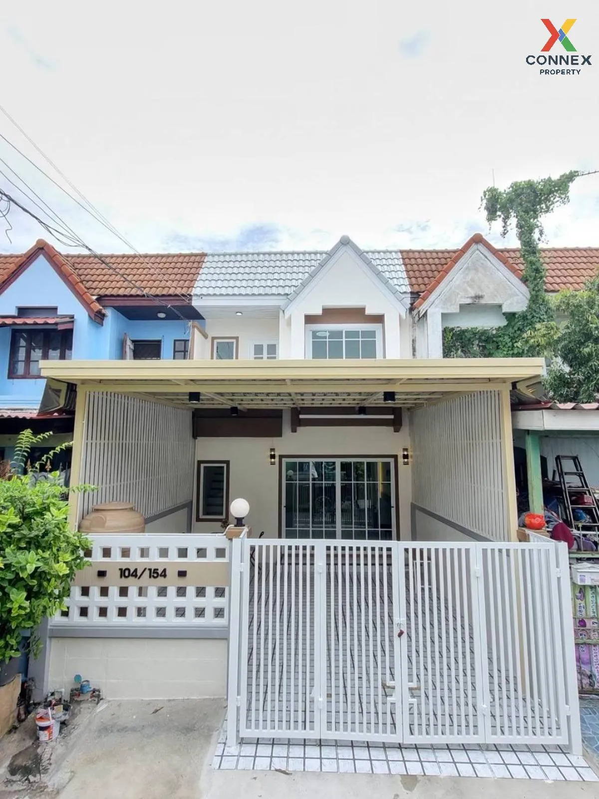 ขายทาวน์เฮ้าส์/ทาวน์โฮม  บ้านบัวทอง 3 รีโนเวทใหม่ บางรักพัฒนา บาง 1