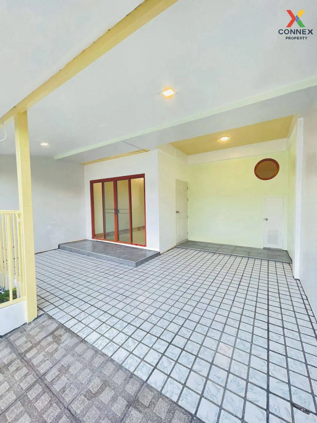 For Sale Townhouse/Townhome  , Ban Tem Rak , newly renovated , Ba 2