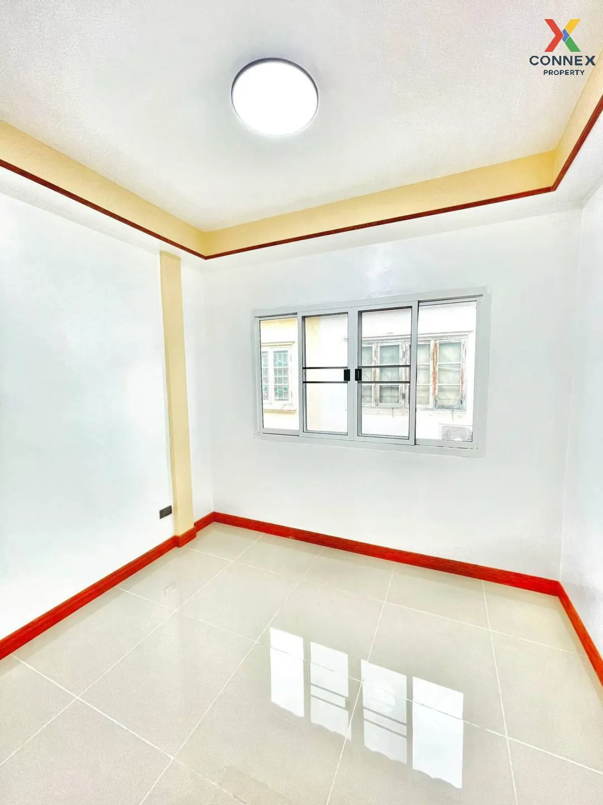 For Sale Townhouse/Townhome  , Ban Tem Rak , newly renovated , Ba