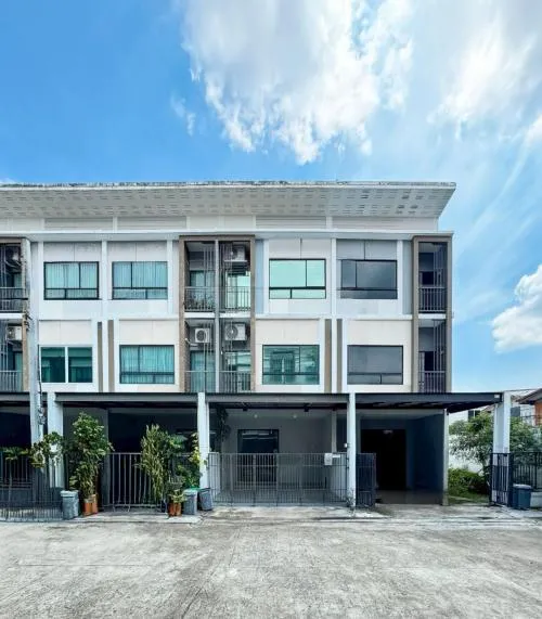 For Sale Townhouse/Townhome  , PATIO Watcharapol-Ramindra , MRT-Vatcharaphol , Tha Raeng , Bang Khen , Bangkok , CX-123913