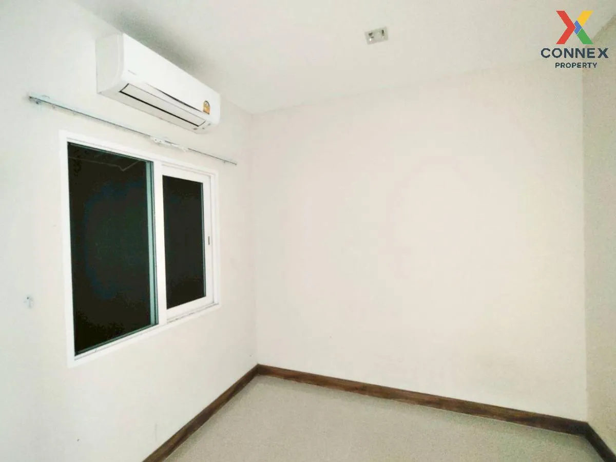 For Sale Townhouse/Townhome  , Golden Town Srinakarin-Sukhumvit ,