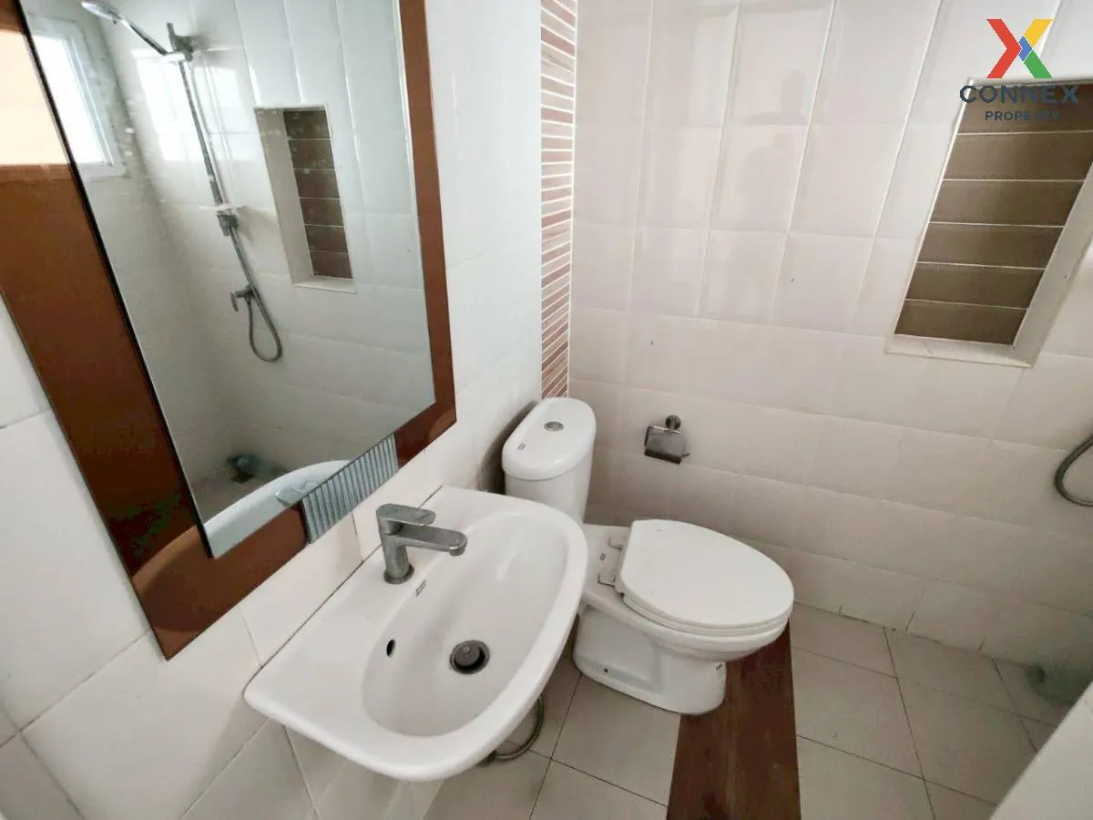 For Sale Townhouse/Townhome  , Golden Town Srinakarin-Sukhumvit ,