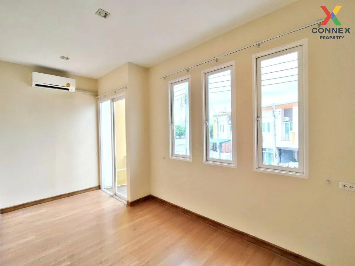 For Sale Townhouse/Townhome  , Golden Town Srinakarin-Sukhumvit ,