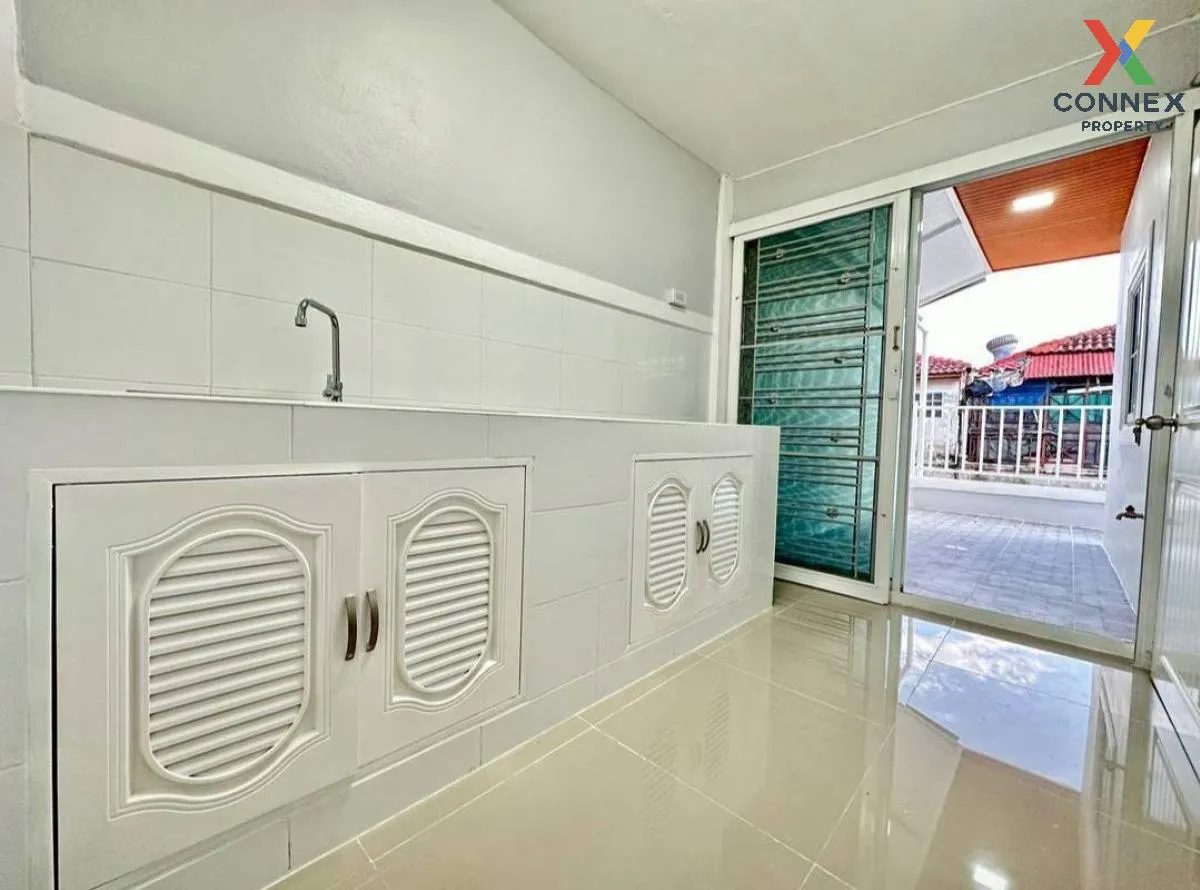 ขายทาวน์เฮ้าส์/ทาวน์โฮม  บ้านพฤกษา 3 บางบัวทอง รีโนเวทใหม่ บางคูร
