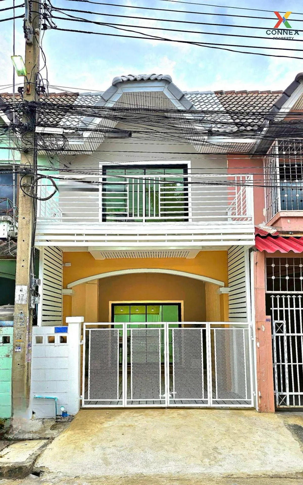 For Sale Townhouse/Townhome  , Baan Manawadee , newly renovated , 1