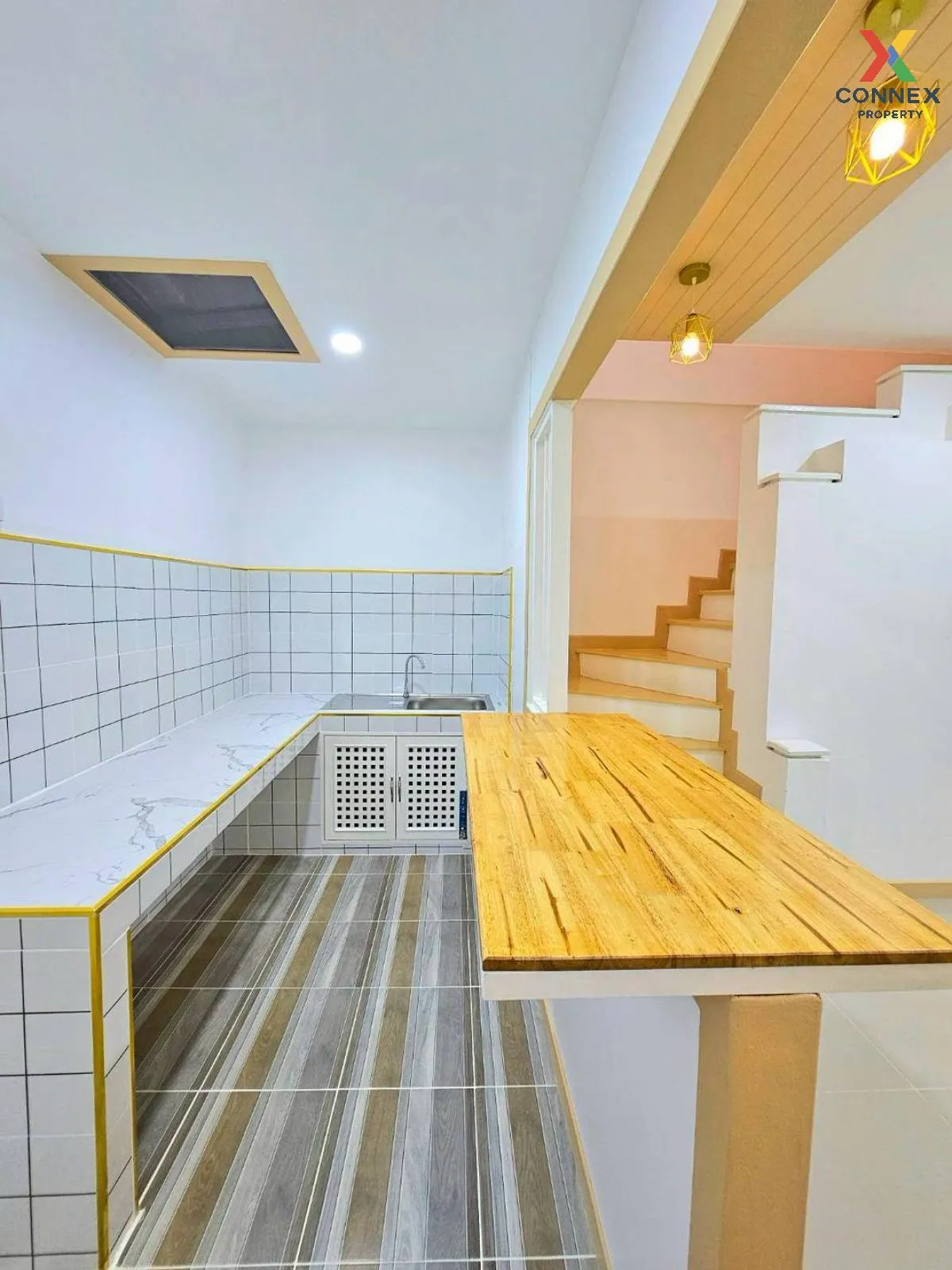 For Sale Townhouse/Townhome  , Baan Manawadee , newly renovated ,